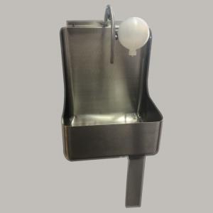 LAVA MANOS CON VÁLVULA RODILLERA